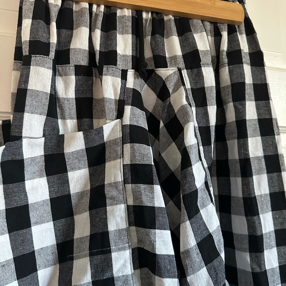 Megan-Ilene pocket box pant - Picture 2 of 5